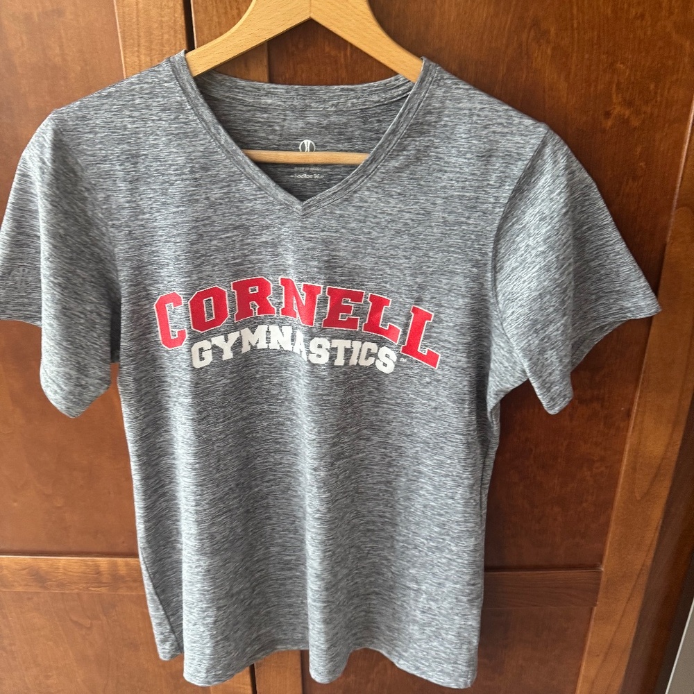 Cornell Big Red Gymnastics Holloway V-Neck T-Shirt - Women's Small Clean